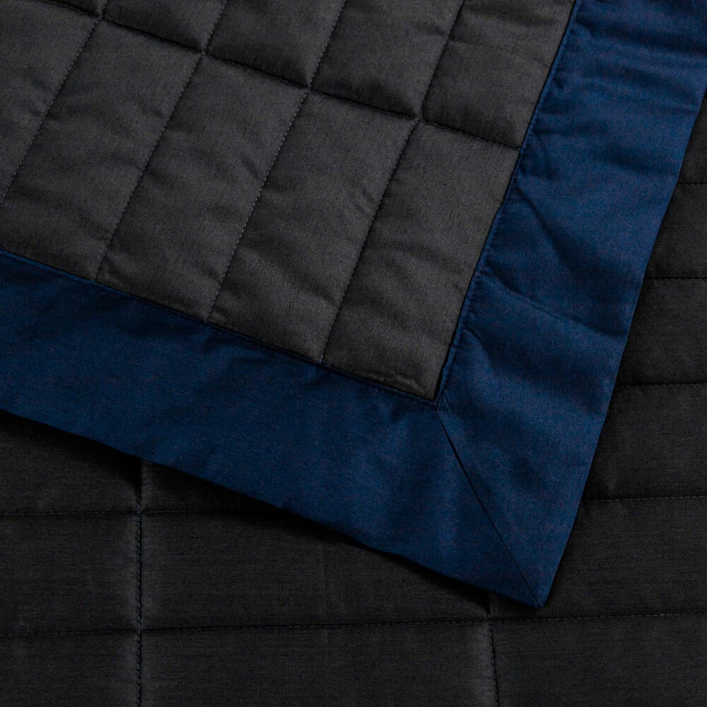 Frette Rectangular Light Quilt 5 Frette Rectangular Light Quilt - Image 3