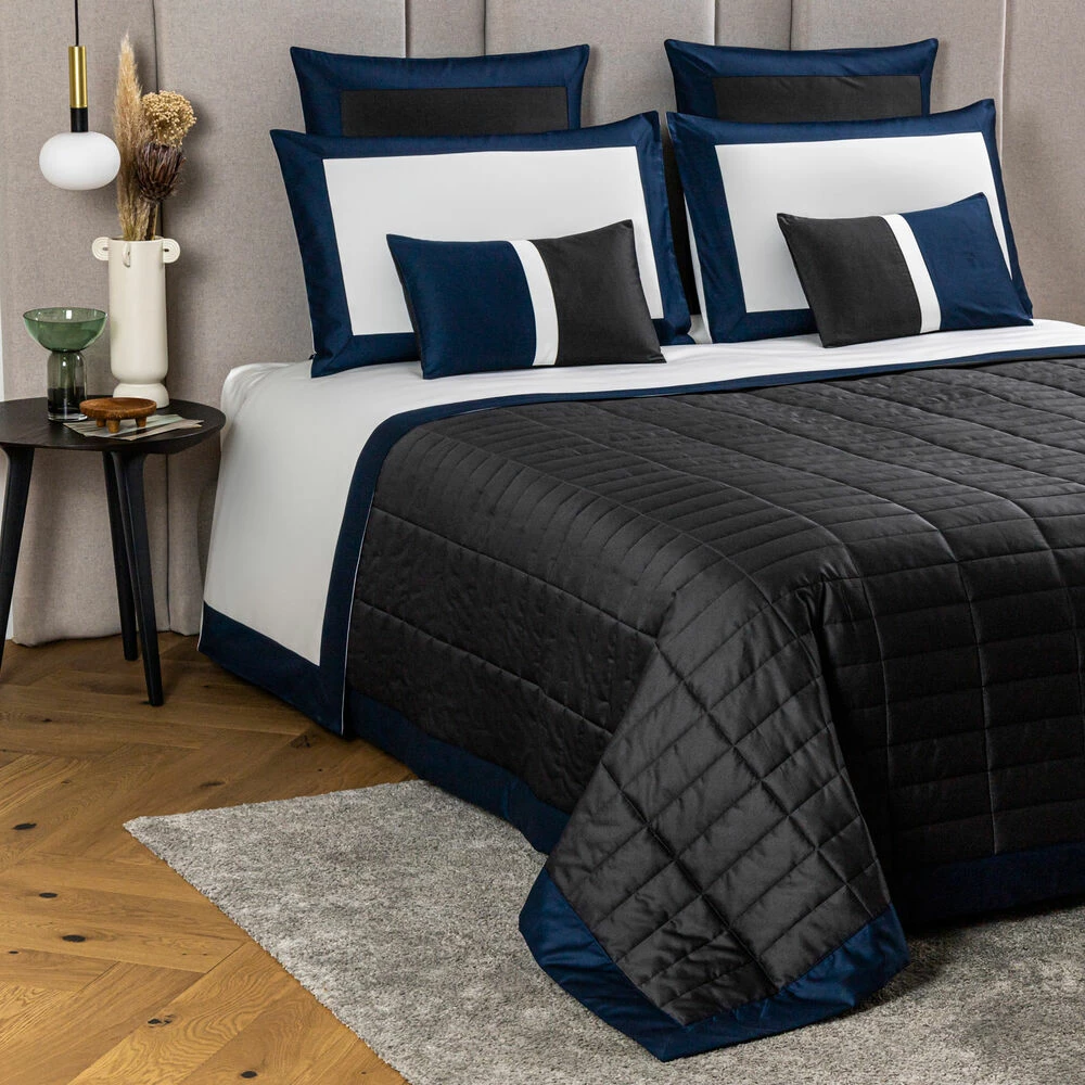 Frette Rectangular Light Quilt 6 Frette Rectangular Light Quilt - Image 4