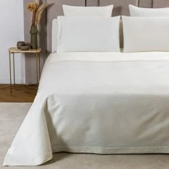 Frette Sandy Weaves Light Quilt -Mont Blanc Sales Store 95e26010a5fe471484129f3b06392d52 1080x