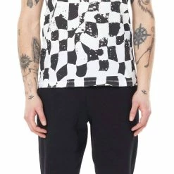 Eleven Paris men Knit Checkered T-Shirt in Black
