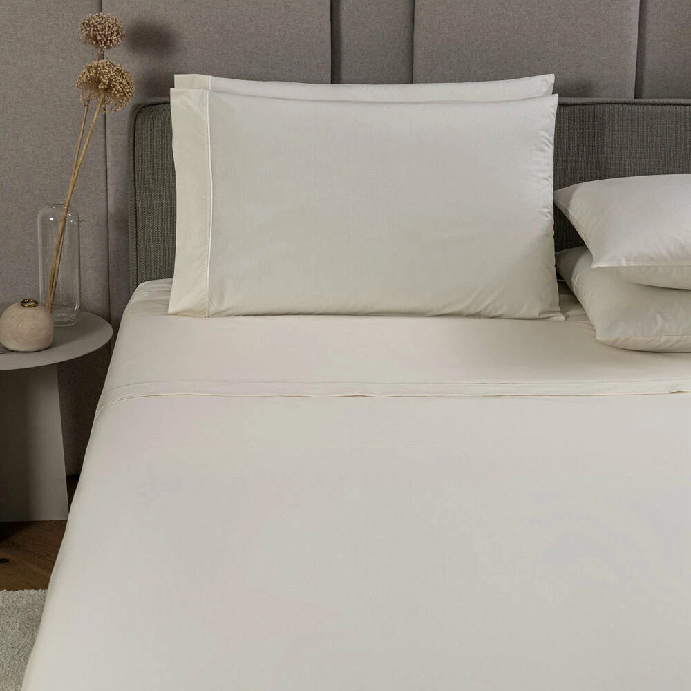 Frette Contemporary Sheet Set 8 Frette Contemporary Sheet Set - Image 6
